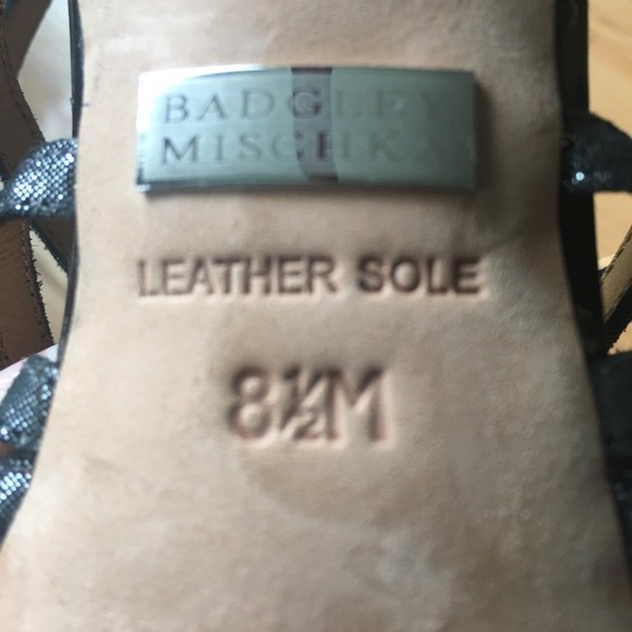 Badgley Mischka  gorgeous heels - Picture 3 of 6